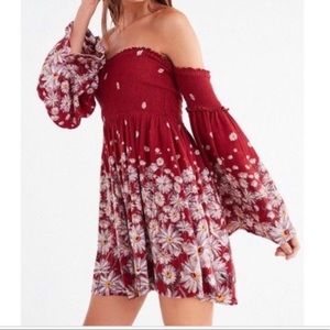 New Ecote Elora Off the Shoulder Smocked Dress L